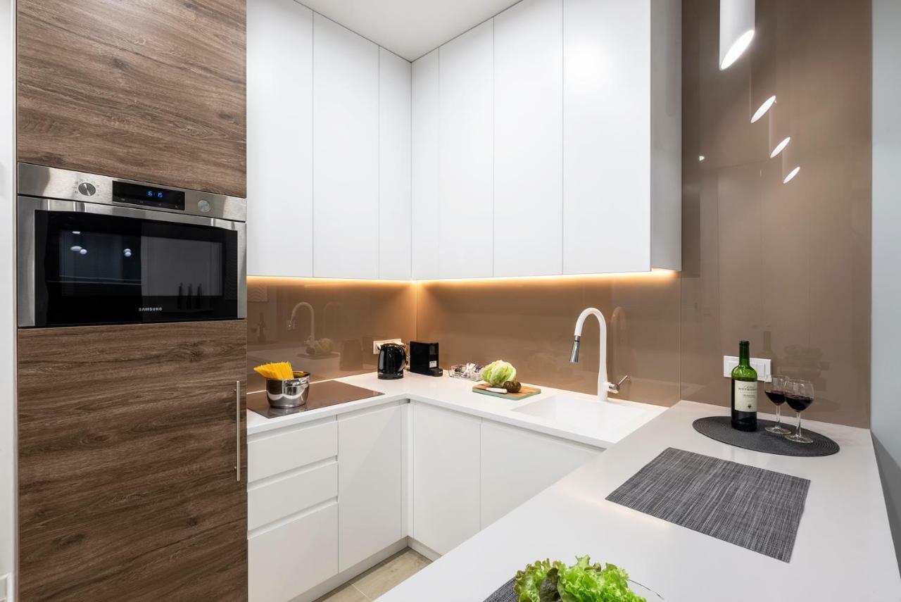 Apartament Luxury Miedzyborska 8B Varsavia Esterno foto